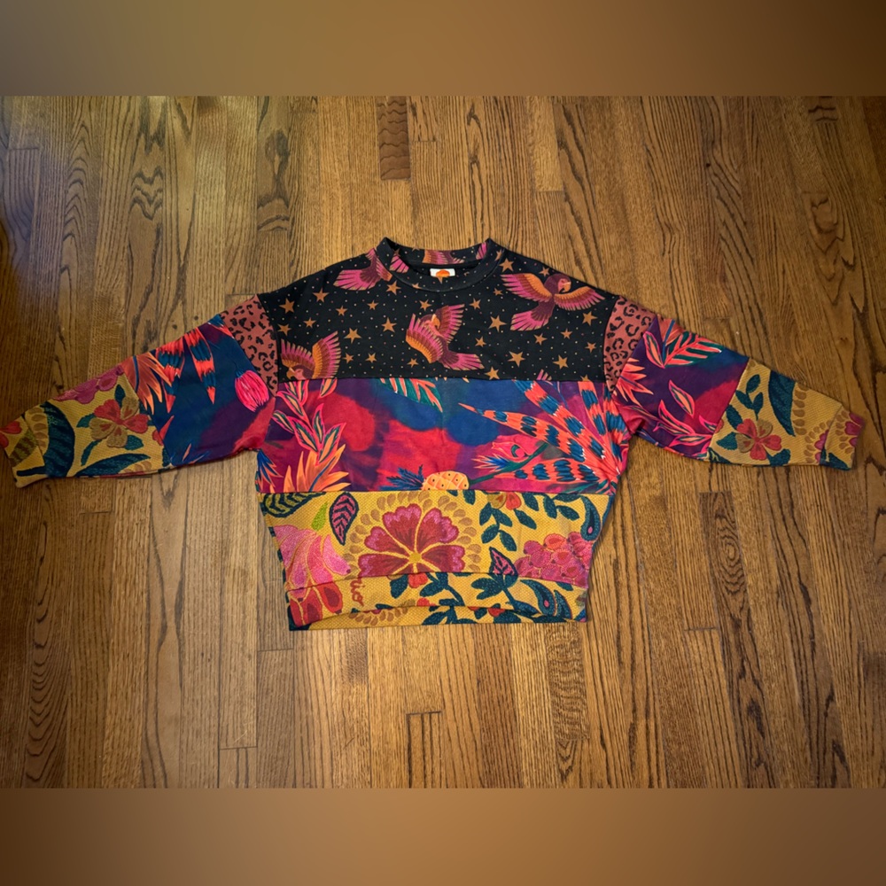 FARM Rio sweatshirt Size Small